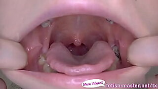 long soft pussy lips cucumber masturbation