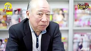 japanese grandpa fuck his daughter in bedroom
