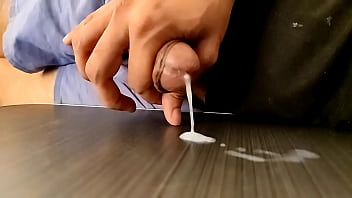 little son fucking and sperm in mom