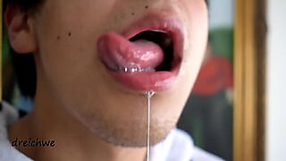 risa loves blowing dick and having jizz on her lips