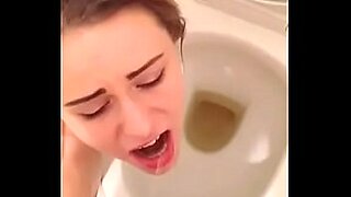 mature piss toilet sluts