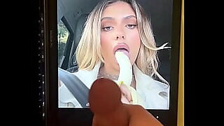 cum on maria sharapova tribute