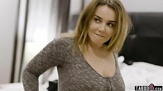 courtney stodden flaunts her big boobs in lingerie