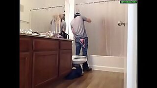 housewife masturbating and squirting 17 min hd