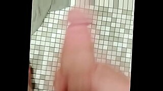 3gp two girl bathroom pessing playing my porn wapcom