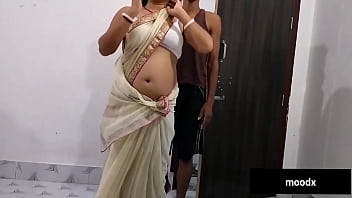 babhi apne gaand batao or boobs bhi