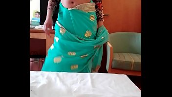 indian bhabhi devar romans sex video 3gp mp4 downlod