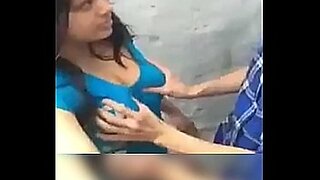 mother teaches daughter to suck 3