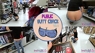 wife butt crack on public