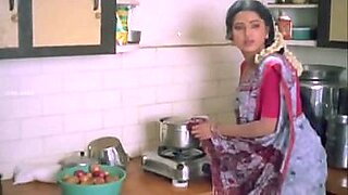 hindi actress heroin karesma kapor sex xxxideo com